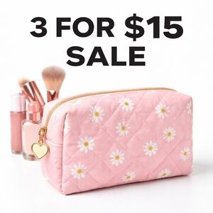 Make Up/Cosmetic Bags Sale 3 For 15$
